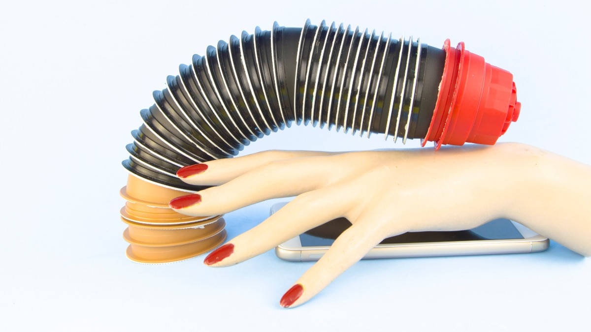 How to take a good d*ck pic, according to experts