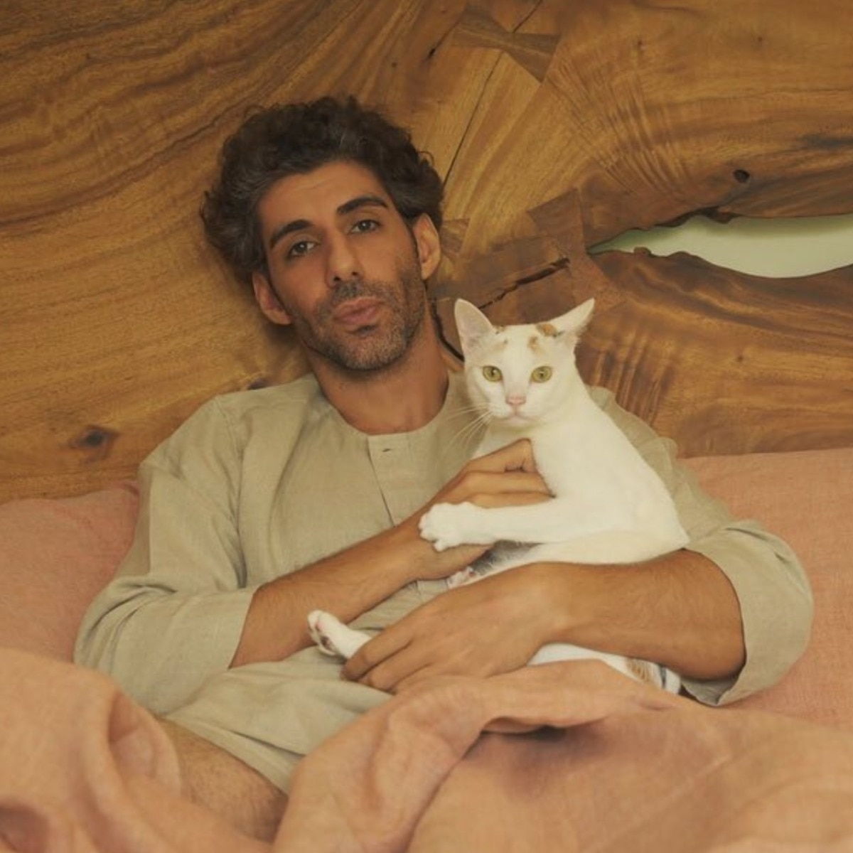 The cat dad effect: Why men with cats are winning over the internet