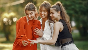 Are screenshots ruining dating for everyone? Are screenshots ruining dating for everyone?