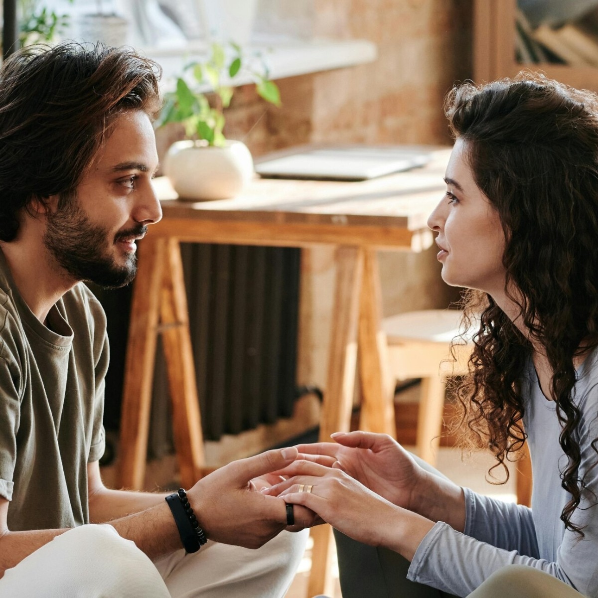 This 4-week challenge will deepen emotional intimacy in your relationship