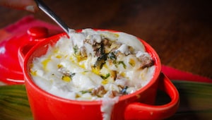 Misal to mug pizza, Team Cosmo shares their go-to comfort food recipes for rainy days Misal to mug pizza, Team Cosmo shares their go-to comfort food recipes for rainy days