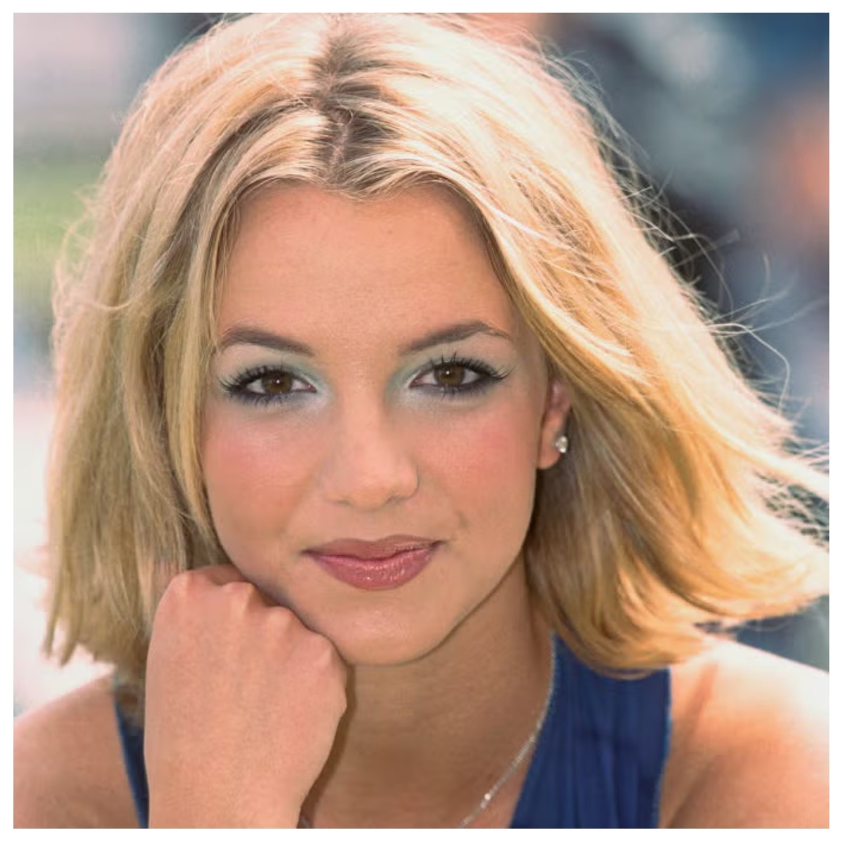 4 early-2000s makeup trends that are back—with a modern twist