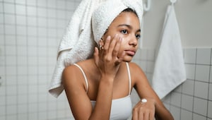 Could collagen banking be the secret to better skin in your 30s? Could collagen banking be the secret to better skin in your 30s?