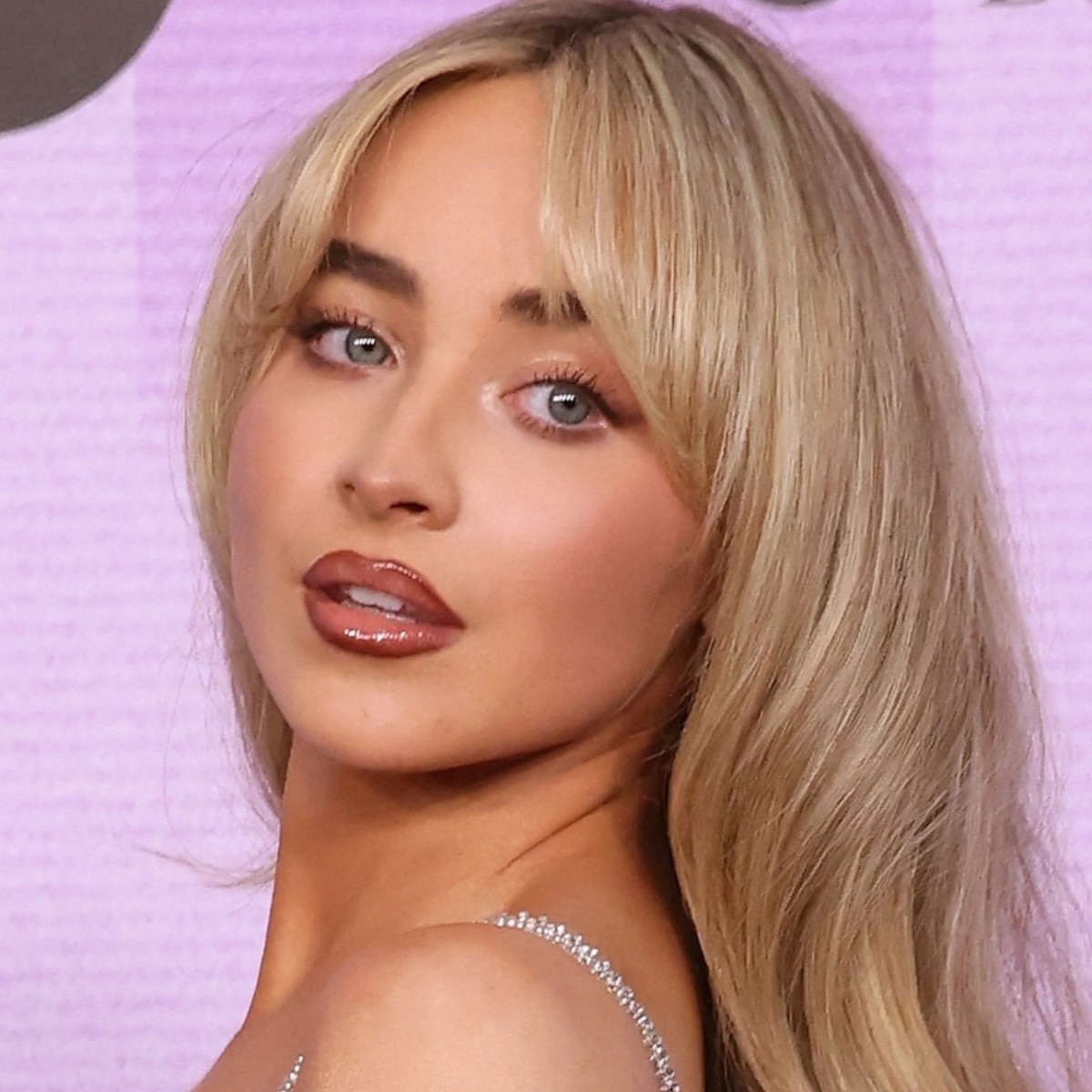 Love a stained glass lip? Here's how to recreate it?