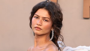 Meet anti-blush, stained glass lips, and 4 other trending makeup looks for fall Meet anti-blush, stained glass lips, and 4 other trending makeup looks for fall