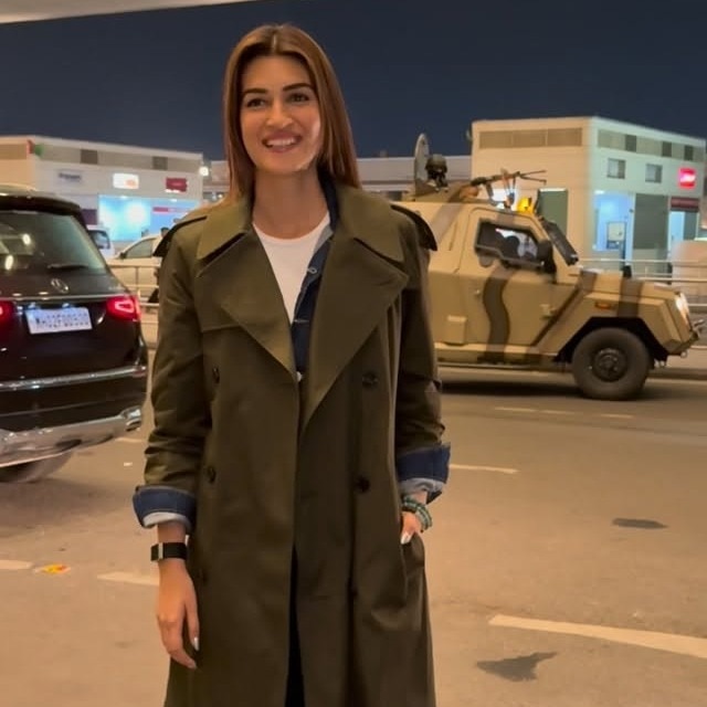 Kriti Sanon’s take on the classic trench coat is fall fashion perfection