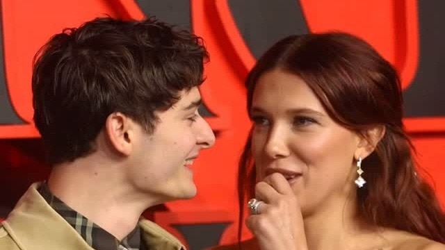 Millie Bobby Brown,Noah Schnapp