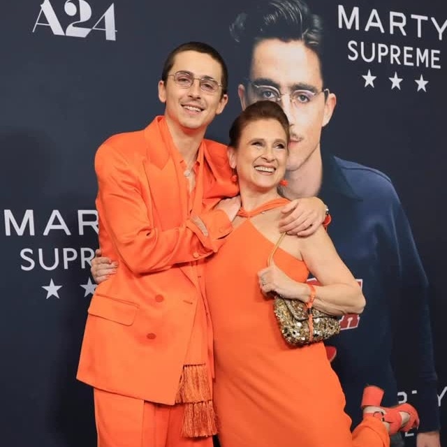 Timothée Chalamet and his mom just won the 'Marty Supreme' red carpet in matching orange