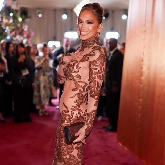 Jennifer Lopez proves her fashion eras never really end