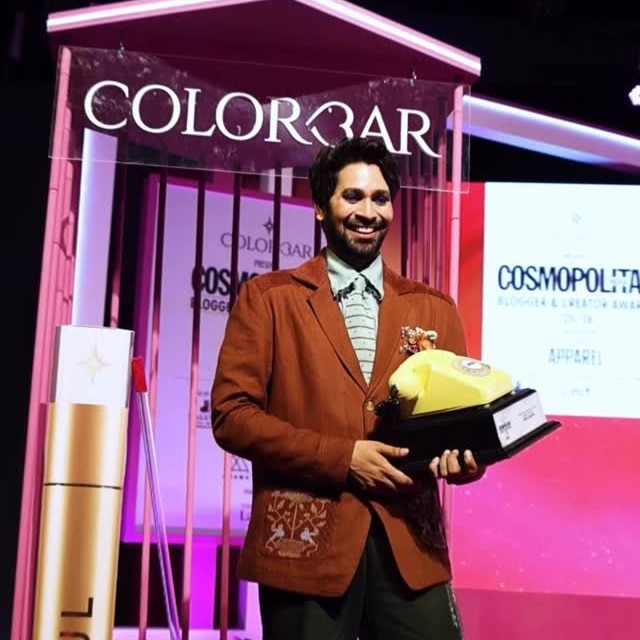 Colorbar brought the glam pit stop to the Cosmo Blogger & Creator Awards