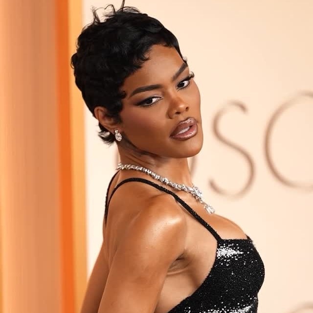 Teyana Taylor sparkles in custom Chanel at the Oscars
