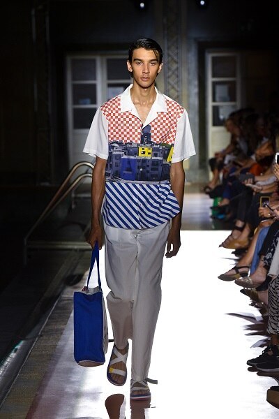united20colors20of20benetton20opens20milan20fashion20week20with20a20poolside20fashi.-10.jpg