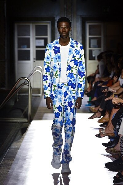 united20colors20of20benetton20opens20milan20fashion20week20with20a20poolside20fashi.-17.jpg