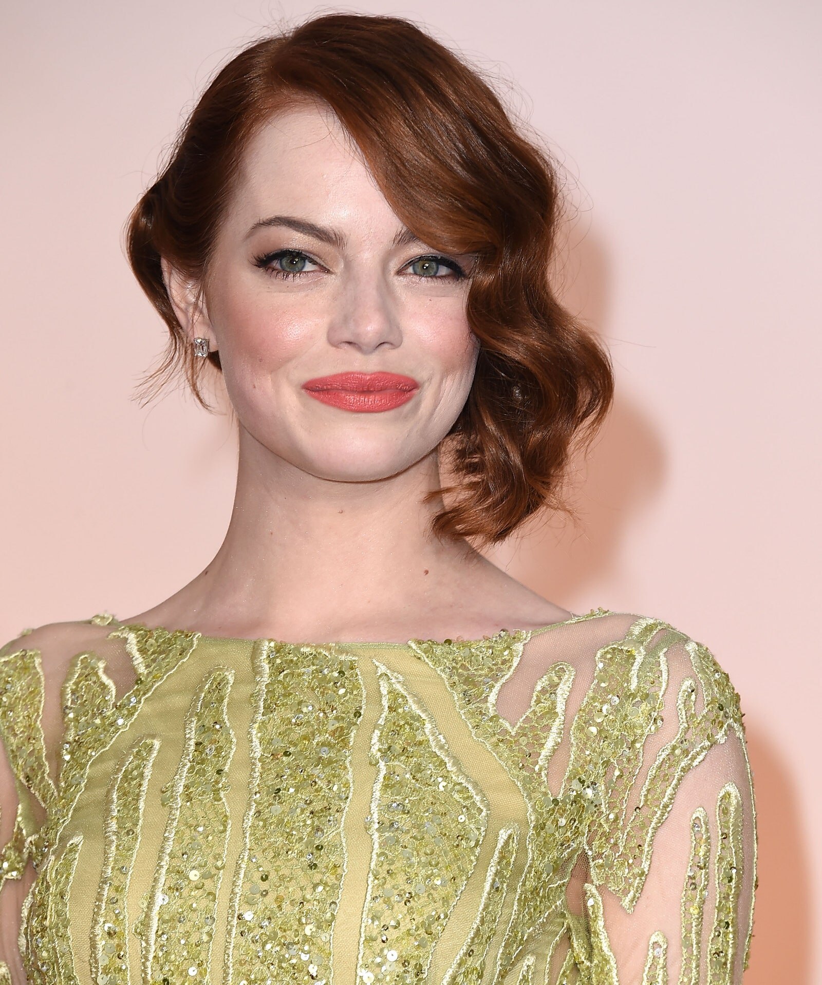 20. 2015 Emma Stone’s asymmetric