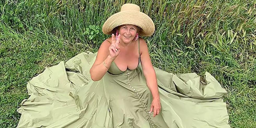This French Grandmother is Summer Fashion Goals
