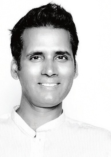 Celebrity Hair &  Makeup Artist, Pompy