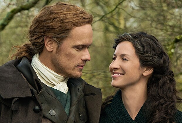 outlander-season-5-photo-jamie-claire-dw.jpeg