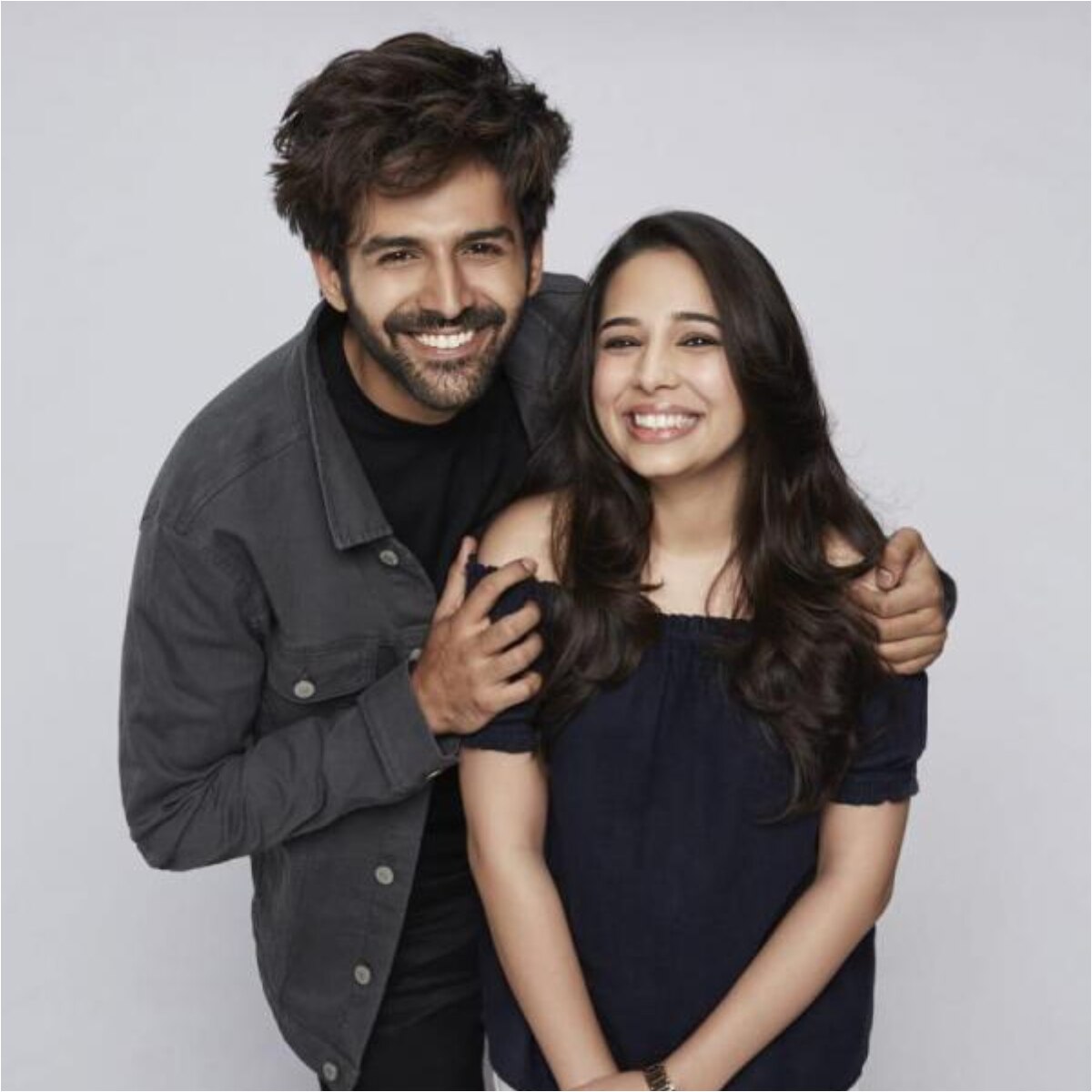 kartik_aaryans_latest_video_with_sister_kritika_called_as_new_pr_strategy_by_sona_mohapatra_actor_deletes_it.jpg