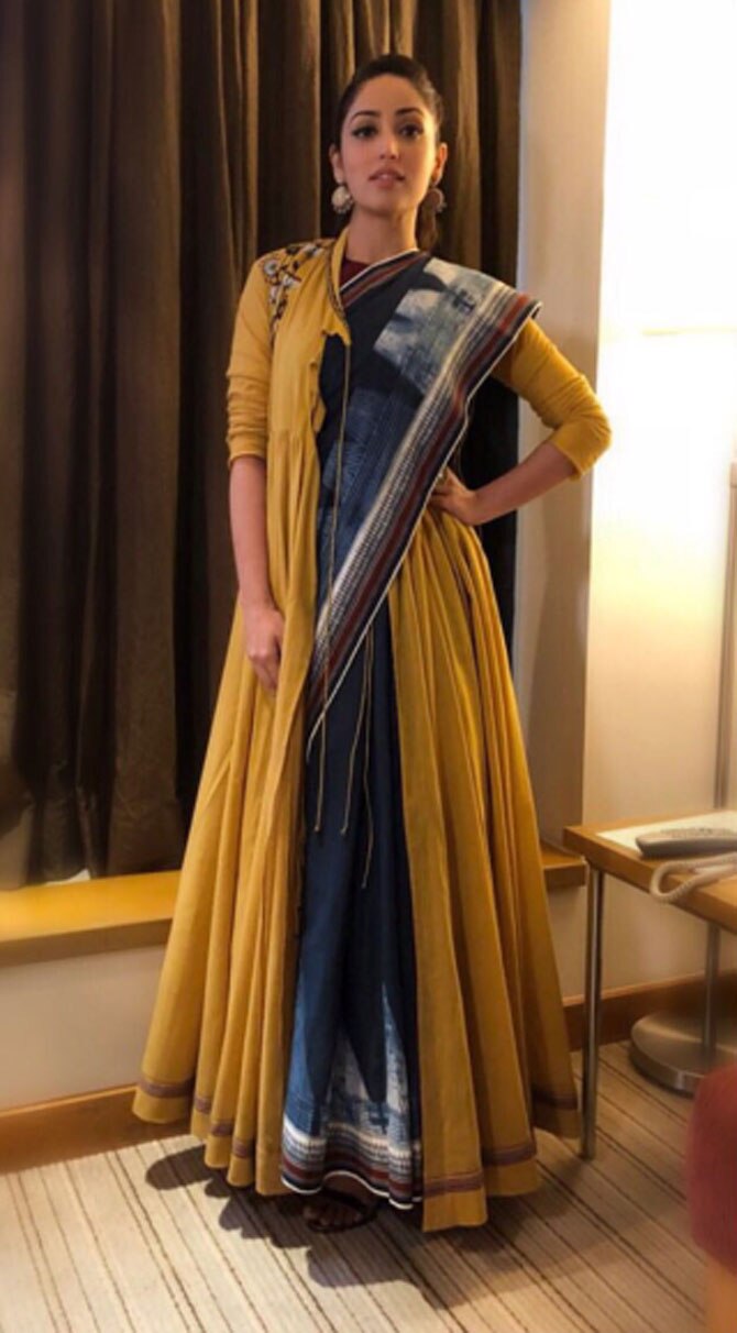 yami-saree-story.jpg
