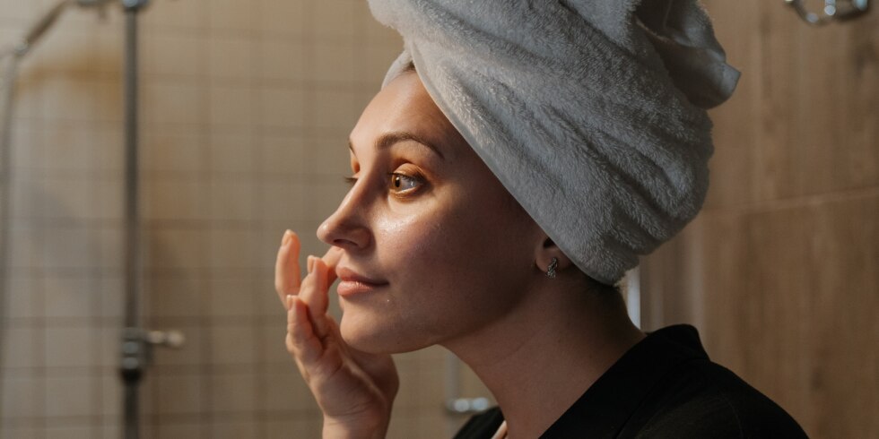  Introducing the Best Vegan Face Scrubs for Healthy, Glowing Skin
