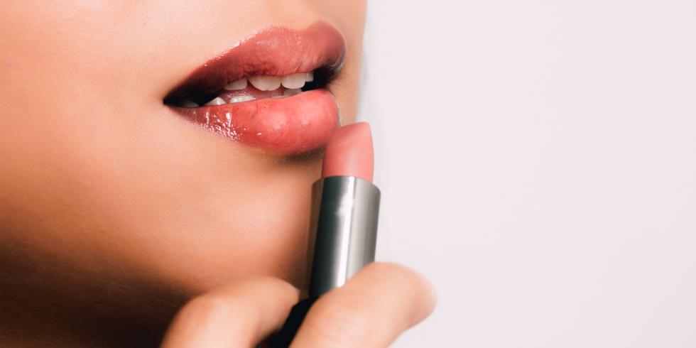 4 Long-Lasting, Matte Nude Lipsticks for Every Occasion 4 Long-Lasting, Matte Nude Lipsticks for Every Occasion