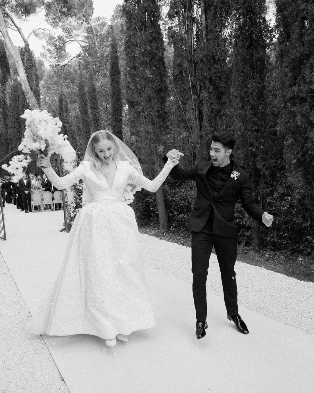 sophie_turner_joe_jonas_0.jpg