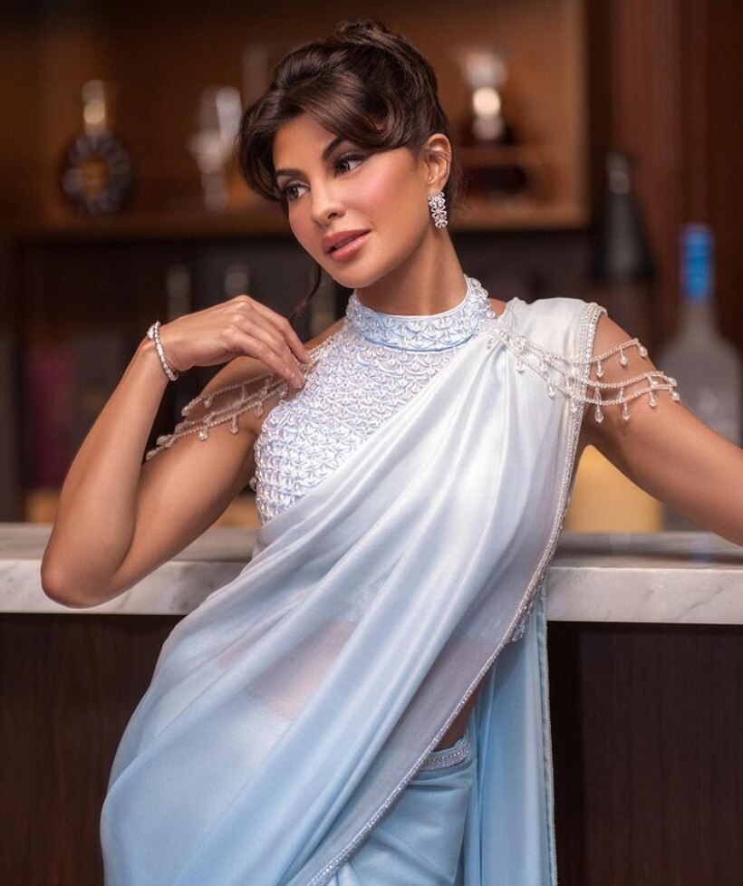 2. Curtain Bangs 2. Curtain Bangs