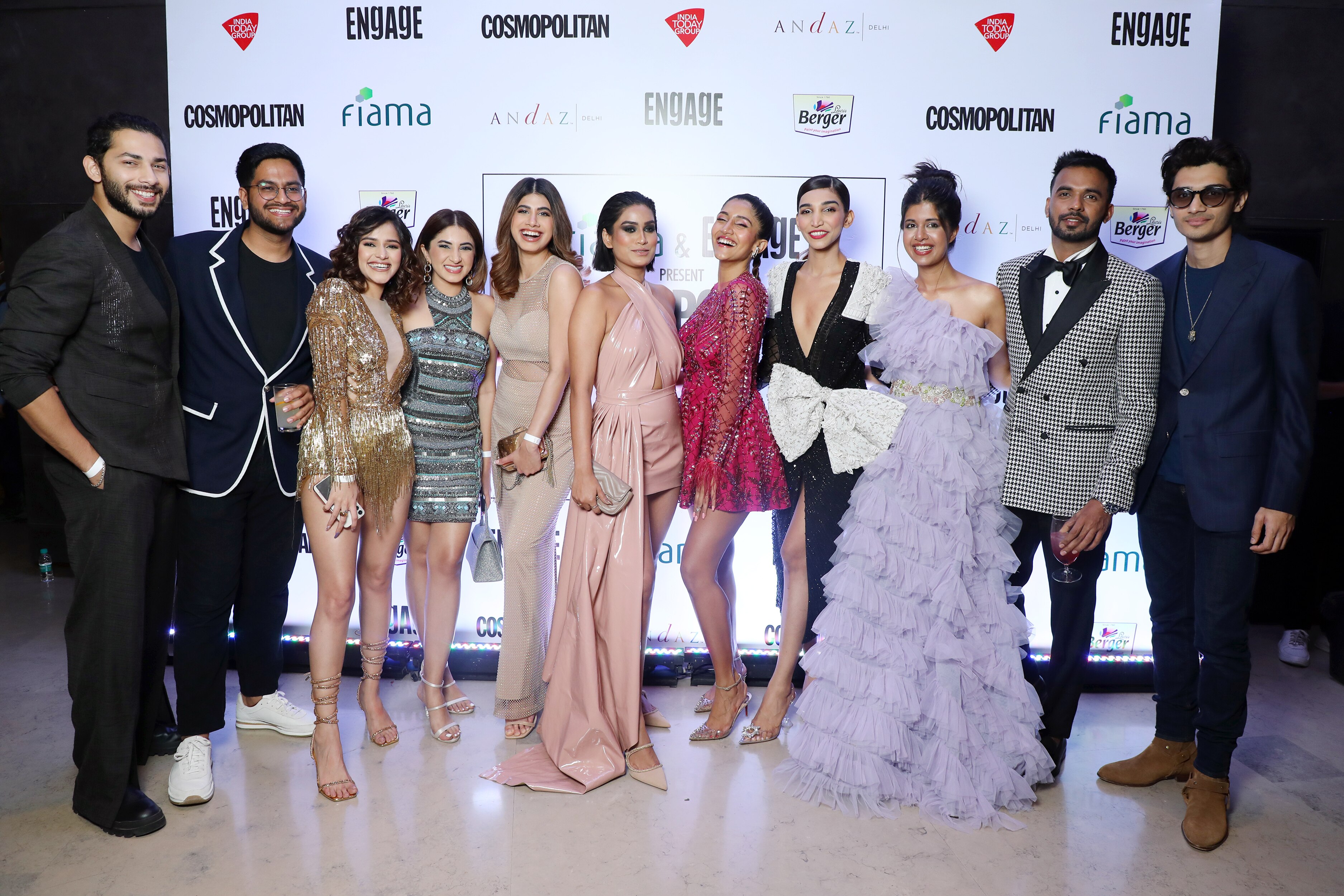 Varun Agrawal, Shivesh Bhatia, Meghna Kaur, Aashna Shroff, Malvika Sitlani, Pryanca Talukdar, Larissa D'sa, Juhi Godambe, Sejal Kumar, Shakti Yadav Singh and Usaamah