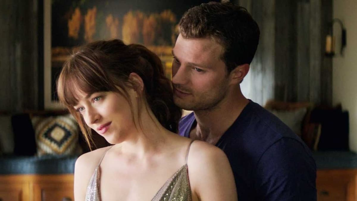 Cosmopolitan India picks the sexiest tops and bodysuits to wear for a date night Cosmopolitan India picks the sexiest tops and bodysuits to wear for a date night