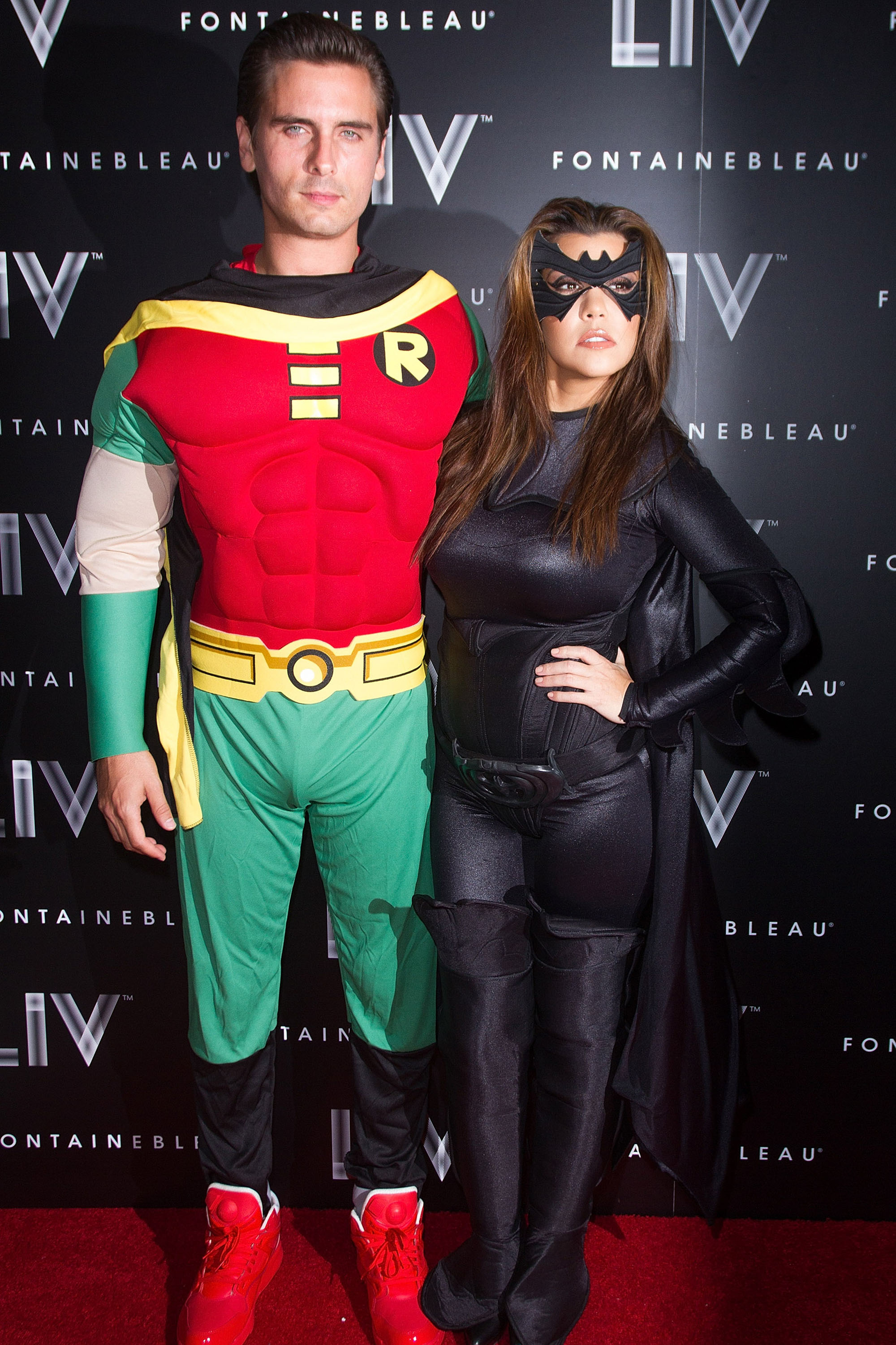 KOURTNEY KARDASHIAN AND SCOTT DISICK