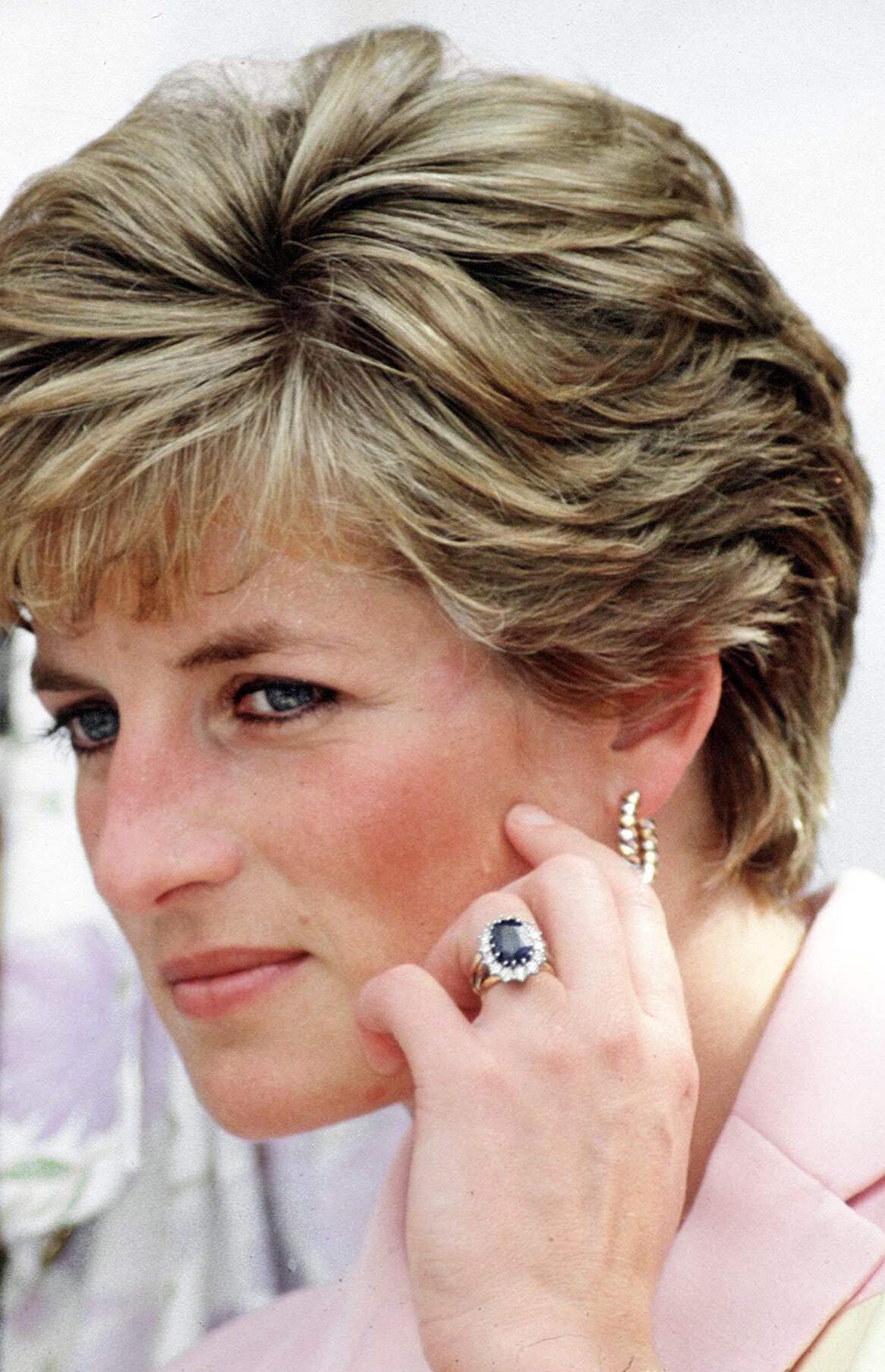 She selected her engagement ring from a catalog.