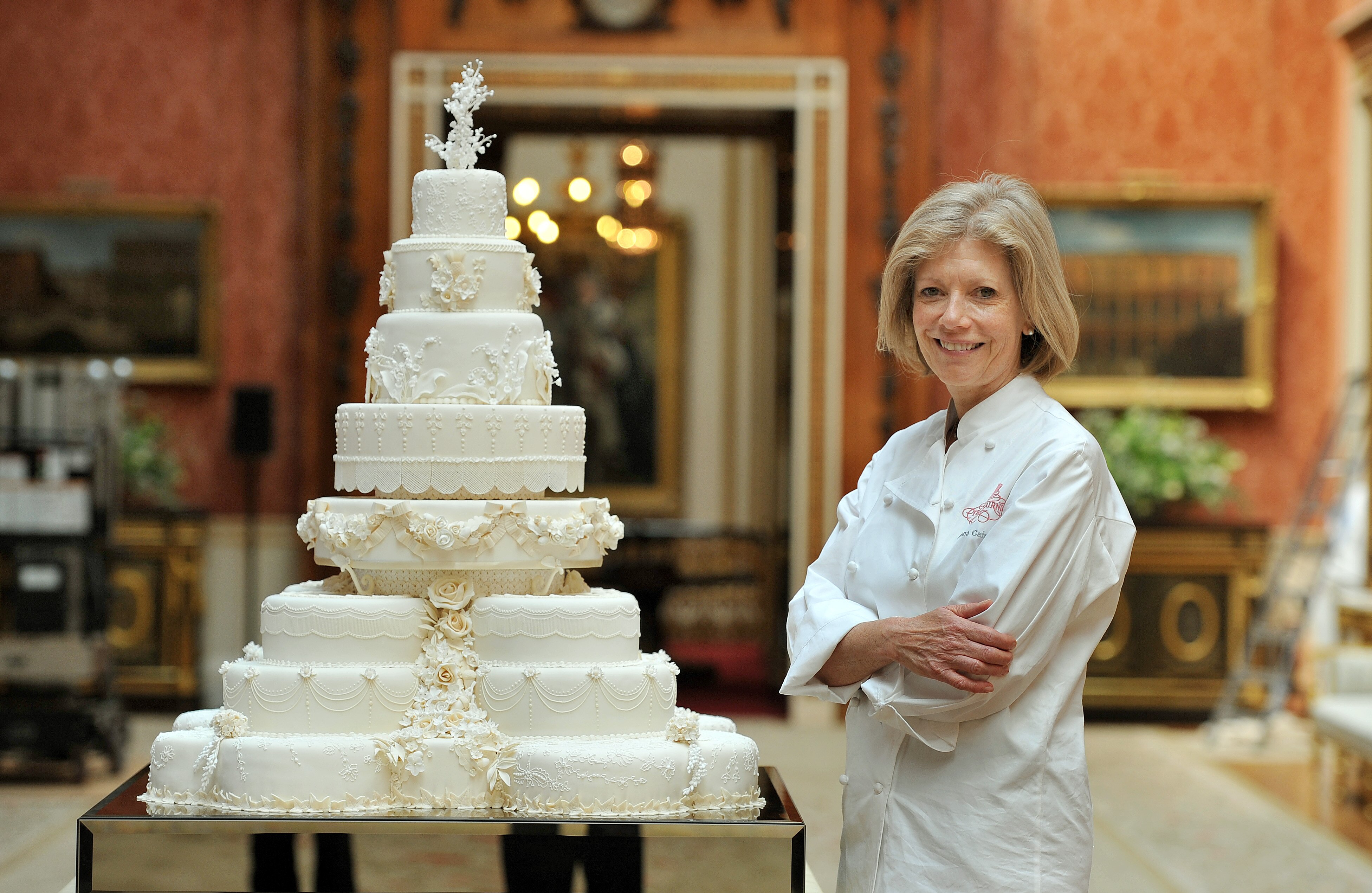 Their wedding cake had a surprising flavor. 