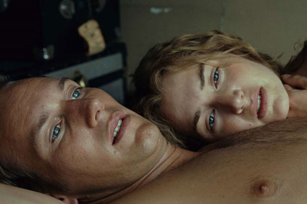 <i>Little Children</i> <i>Little Children</i>