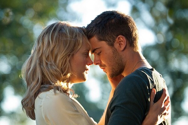 <i>The Lucky One</i> <i>The Lucky One</i>