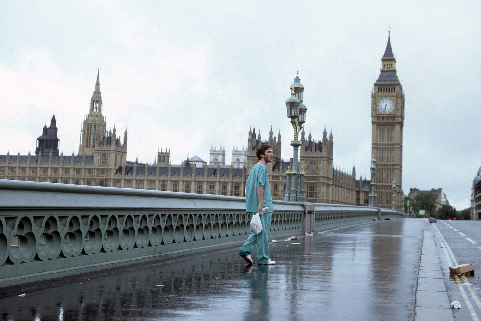 2002: <i>28 Days Later</i> 2002: <i>28 Days Later</i>