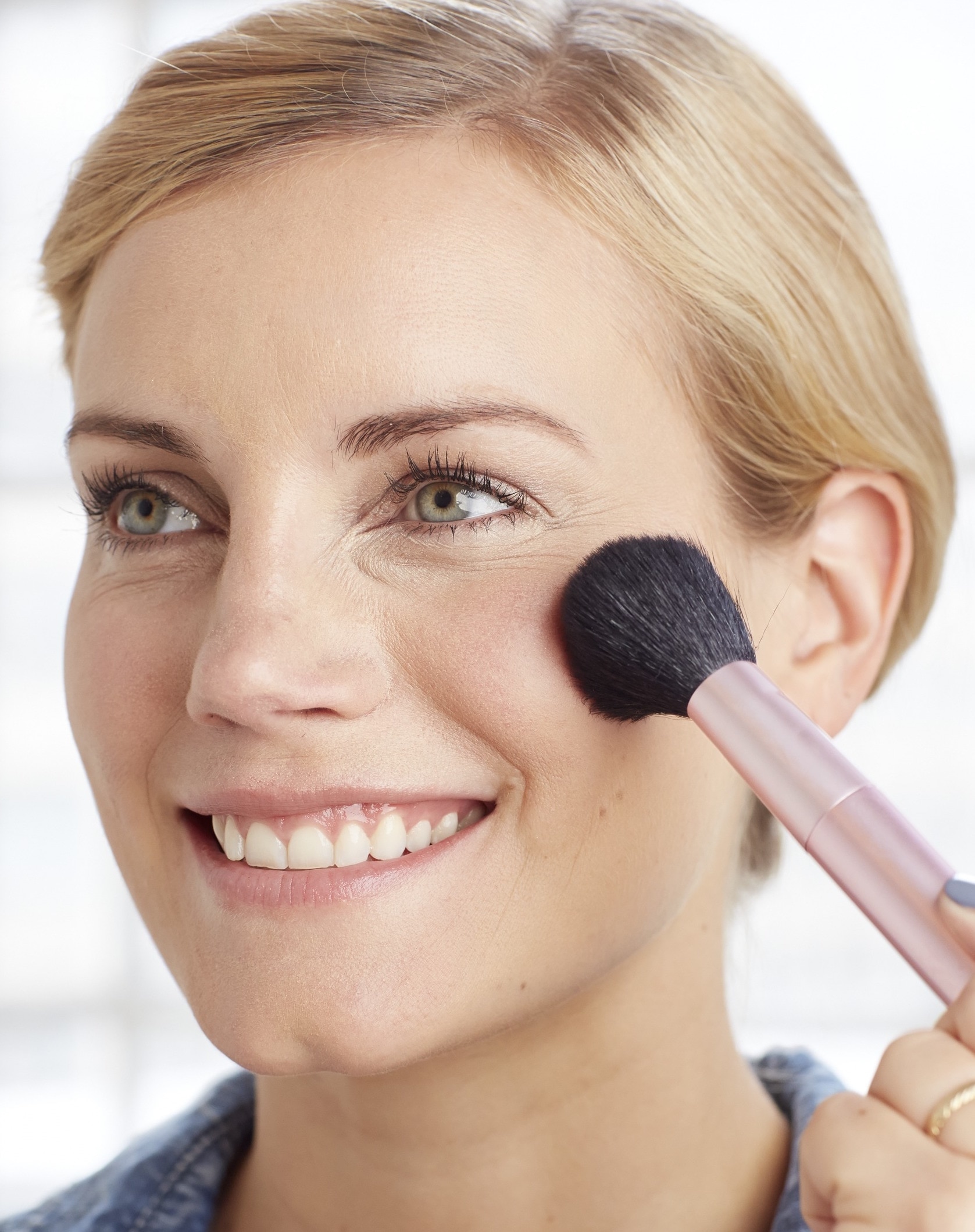 Liven up your cheeks