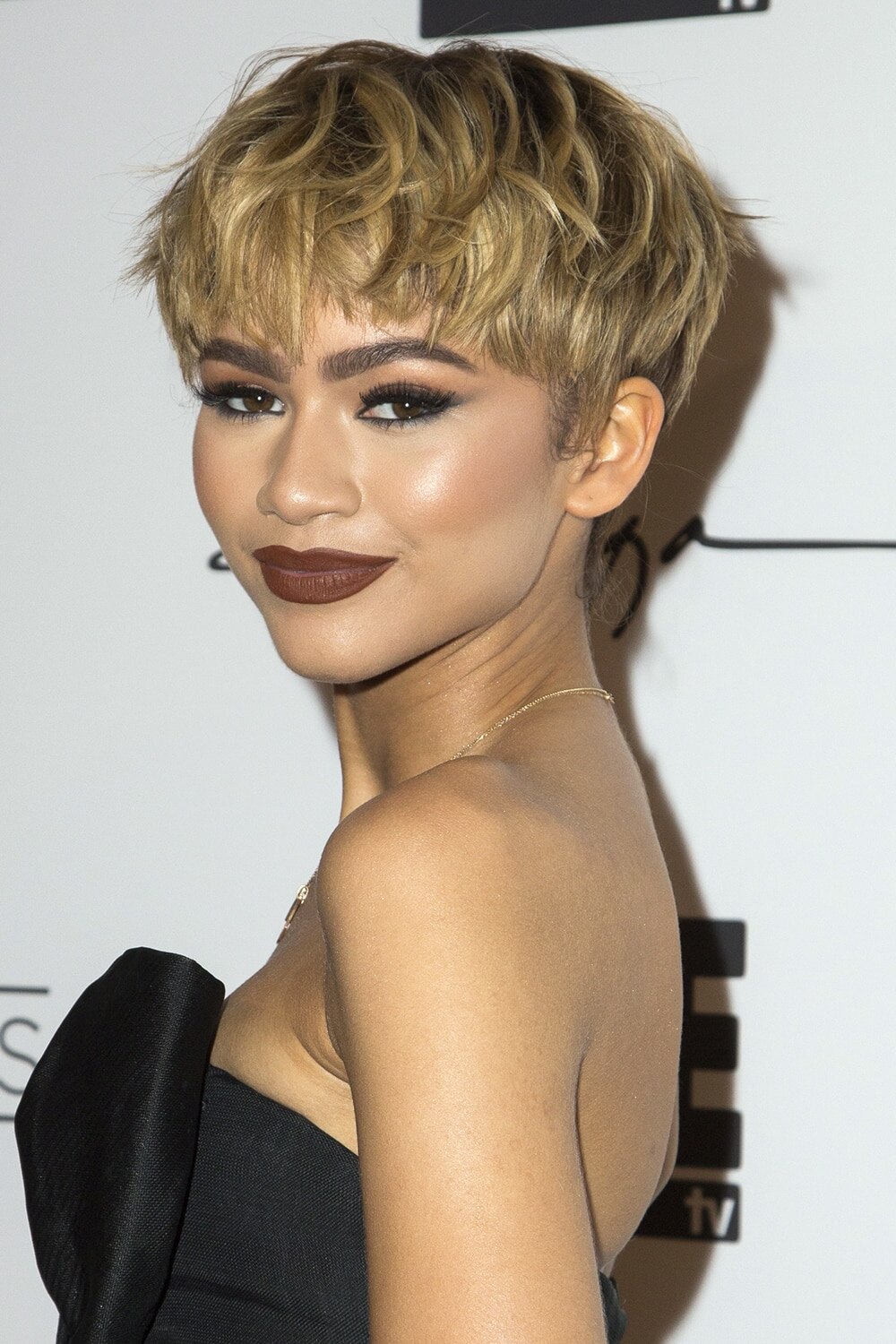 Chalky Brown Lipstick
