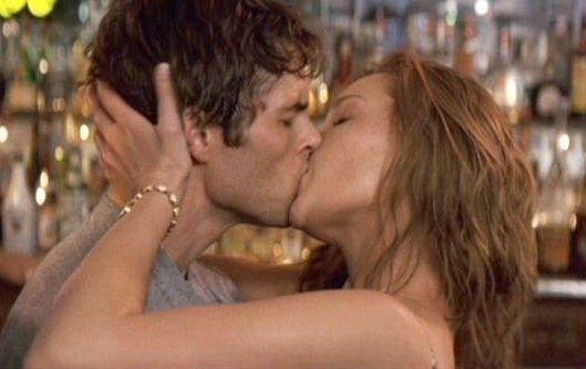 <i>27 Dresses</i>