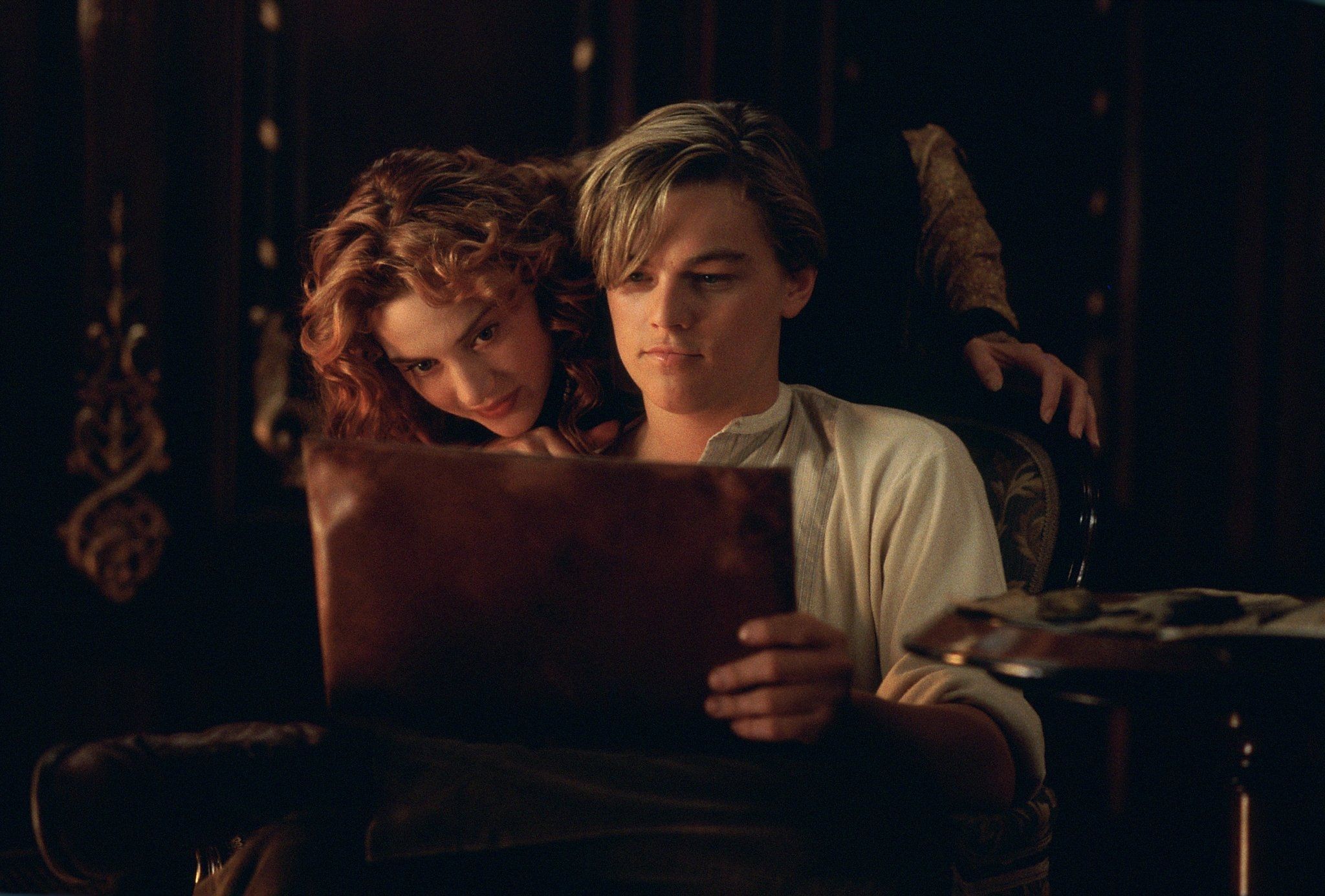 Winslet flashed DiCaprio on one of their very first days of filming.