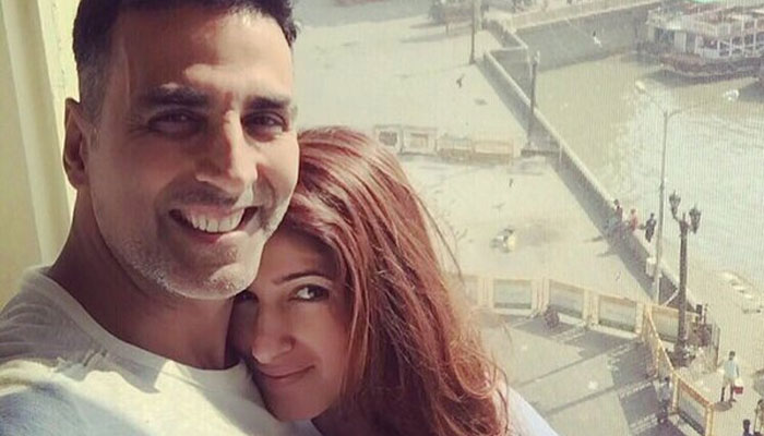 Twinkle Khanna & Akshay Kumar