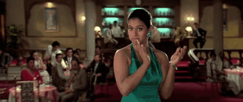 ddlj-kajol-clapping_1409811372.gif