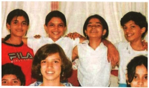 deepika-padukone-rare-unseen-pictures_13601343734.jpeg
