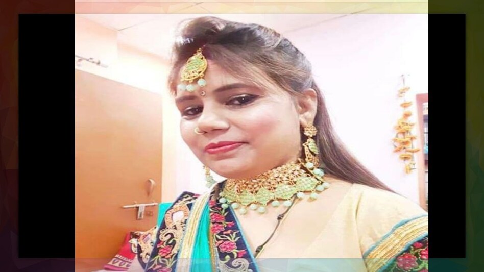 मर्डर मिस्ट्री : तीन बच्चों के साथ मां की हत्या, मौके से मिले कटे नींबू व सिंदूर, तंत्र-मंत्र की आशंका मर्डर मिस्ट्री : तीन बच्चों के साथ मां की हत्या, मौके से मिले कटे नींबू व सिंदूर, तंत्र-मंत्र की आश...