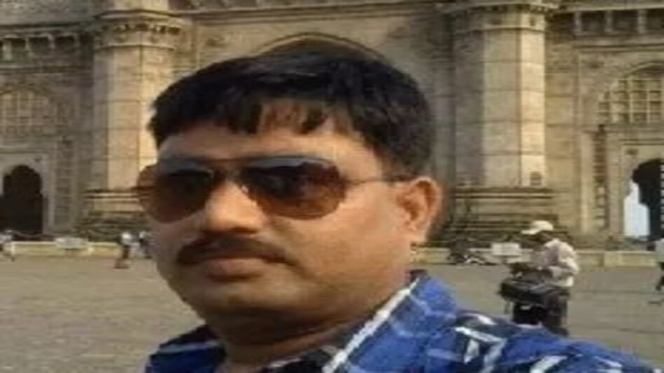 उमेशपाल हत्याकांड: क्या यूपी पुलिस से न हो पाएगा... तेज तर्रार IPS अफसरों की सोच बस इतनी ही! उमेशपाल हत्याकांड: क्या यूपी पुलिस से न हो पाएगा... तेज तर्रार IPS अफसरों की सोच बस इतनी ही!