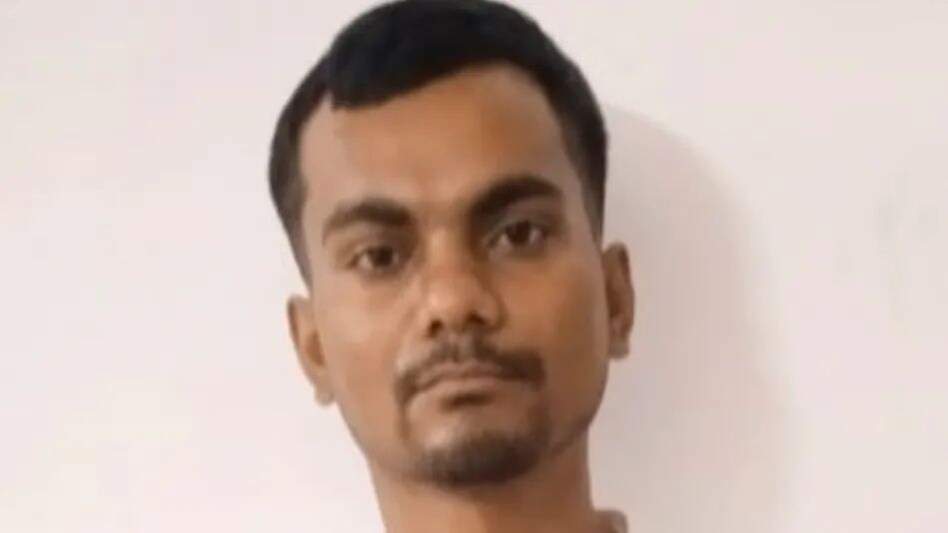 अब्दुल का बेटा हारिश निकला ख़ूँख़ार हत्यारा, आज़मगढ़ में पति-पत्नी के हाथ पैर काटे, हत्या कर ज़ेवर लूटे, मुंबई से गिरफ़्तार अब्दुल का बेटा हारिश निकला ख़ूँख़ार हत्यारा, आज़मगढ़ में पति-पत्नी के हाथ पैर काटे, हत्या कर ज़ेवर ...