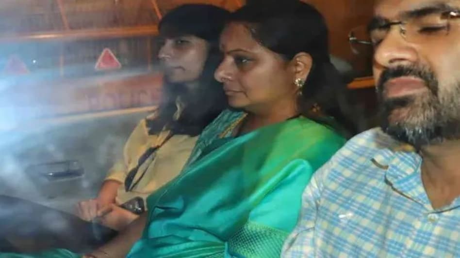 दिल्ली आबकारी नीति घोटाला: बीआरएस नेता के. कविता को न्यायिक हिरासत में भेजा गया दिल्ली आबकारी नीति घोटाला: बीआरएस नेता के. कविता को न्यायिक हिरासत में भेजा गया