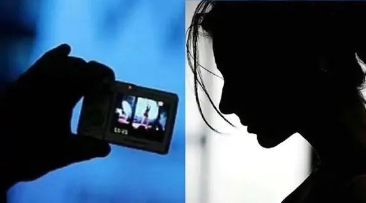 मशहूर महिला कॉलेज के नाम पर 'डर्टी वेबसाइट, क्लिक करते ही दिख रहे 'गंदे' वीडियो सांकेतिक तस्वीर