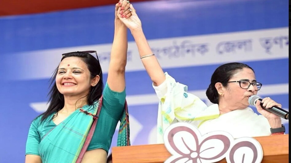 कैश फॉर क्वेरी केस में महुआ मोइत्रा के खिलाफ ईडी ने दर्ज किया केस, महुआ मोइत्रा के खिलाफ मनी लॉन्ड्रिंग का मामला दर्ज कैश फॉर क्वेरी केस में महुआ मोइत्रा के खिलाफ ईडी ने दर्ज किया केस, महुआ मोइत्रा के खिलाफ मनी लॉन्ड्...