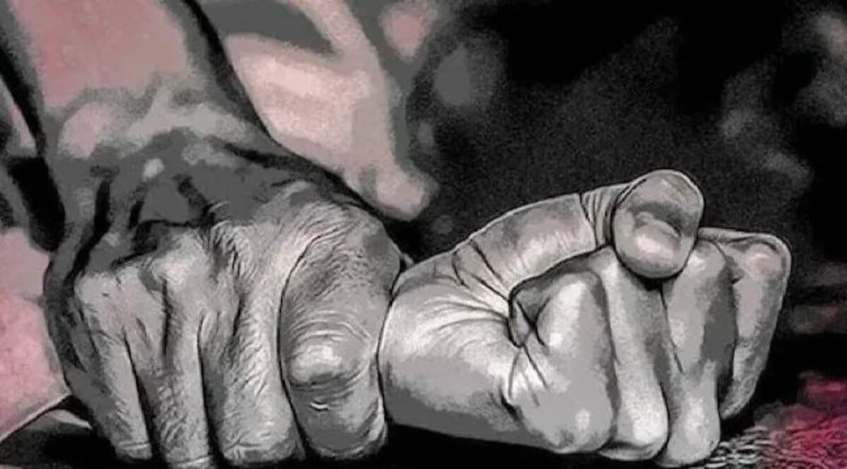 नोएडा में स्पेक्ट्रा मॉल की पार्किंग में किशोरी से कार में बलात्कार, पुलिस ने किया आरोपी को गिरफ्तार प्रतिकात्मक तस्वीर