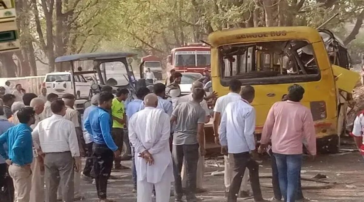 Haryana: महेंद्रगढ़ बस हादसे की जांच एडिश्नल ट्रांसपोर्ट कमिश्नर करेंगे, सरकार ने दिए आदेश, पुलिस भी कर रही है जांच Haryana School Bus Accident